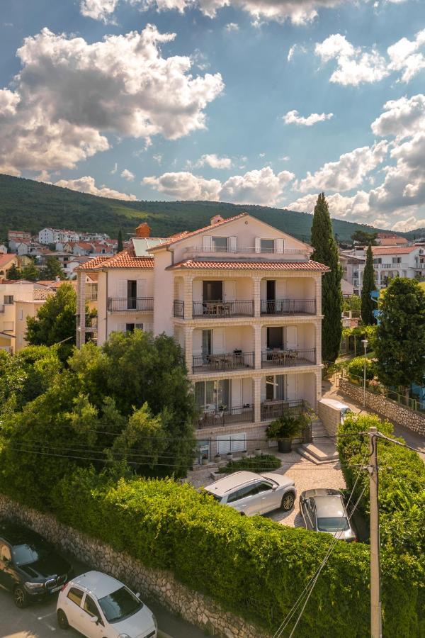 Apartments Lonzor I セルツェ エクステリア 写真