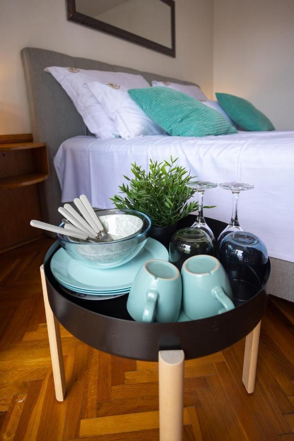 Apartments Lonzor I セルツェ エクステリア 写真