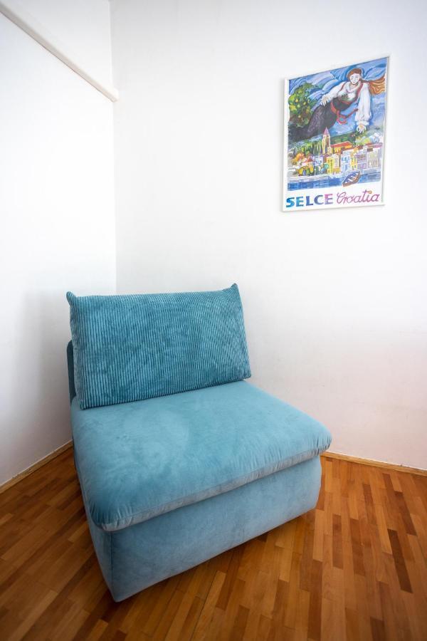 Apartments Lonzor I セルツェ エクステリア 写真